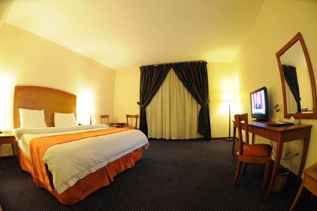 Hala Hotel Al Khobar Exteriör bild
