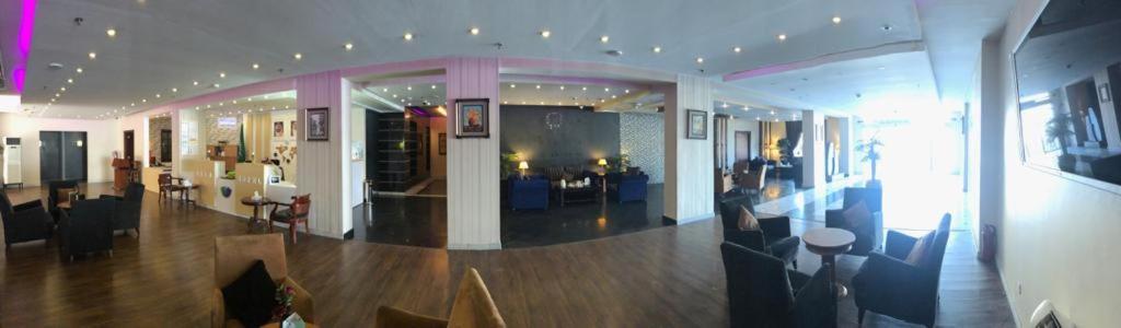 Hala Hotel Al Khobar Exteriör bild