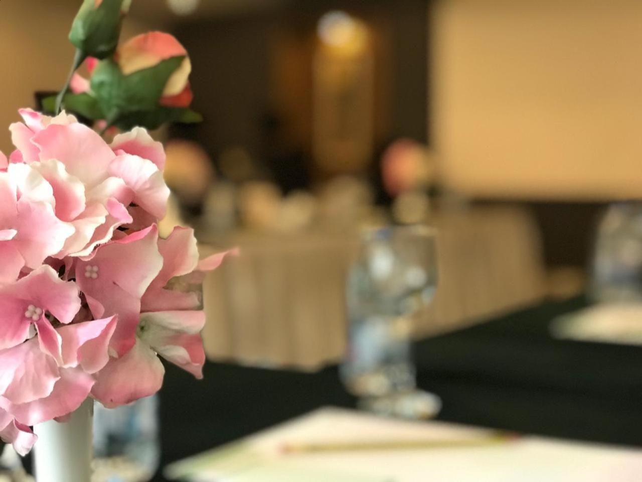 Hala Hotel Al Khobar Exteriör bild